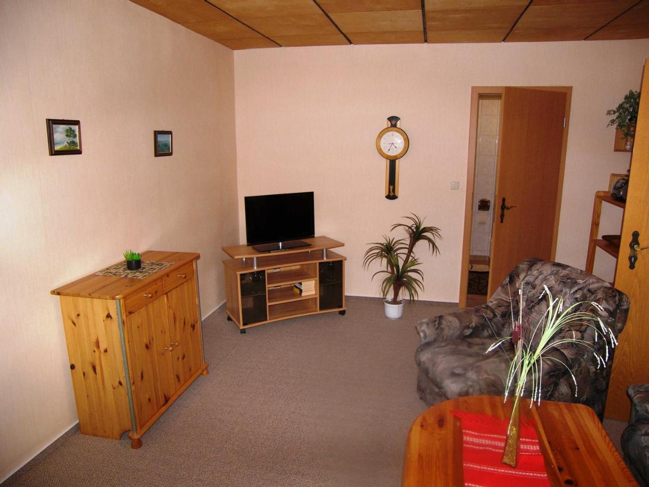 Ferienwohnung Im Haus Lutow 외부 사진